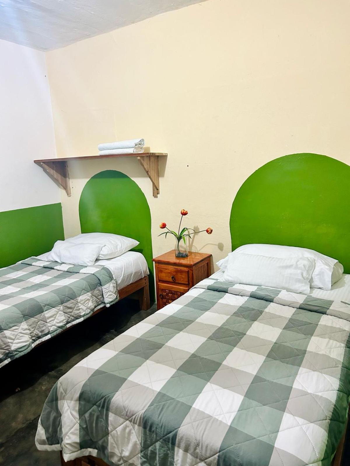 פלנקה Hostal Pakal King מראה חיצוני תמונה