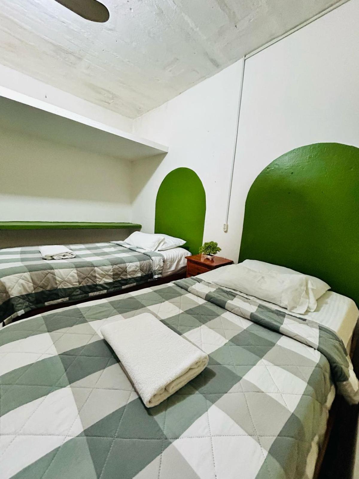 פלנקה Hostal Pakal King מראה חיצוני תמונה