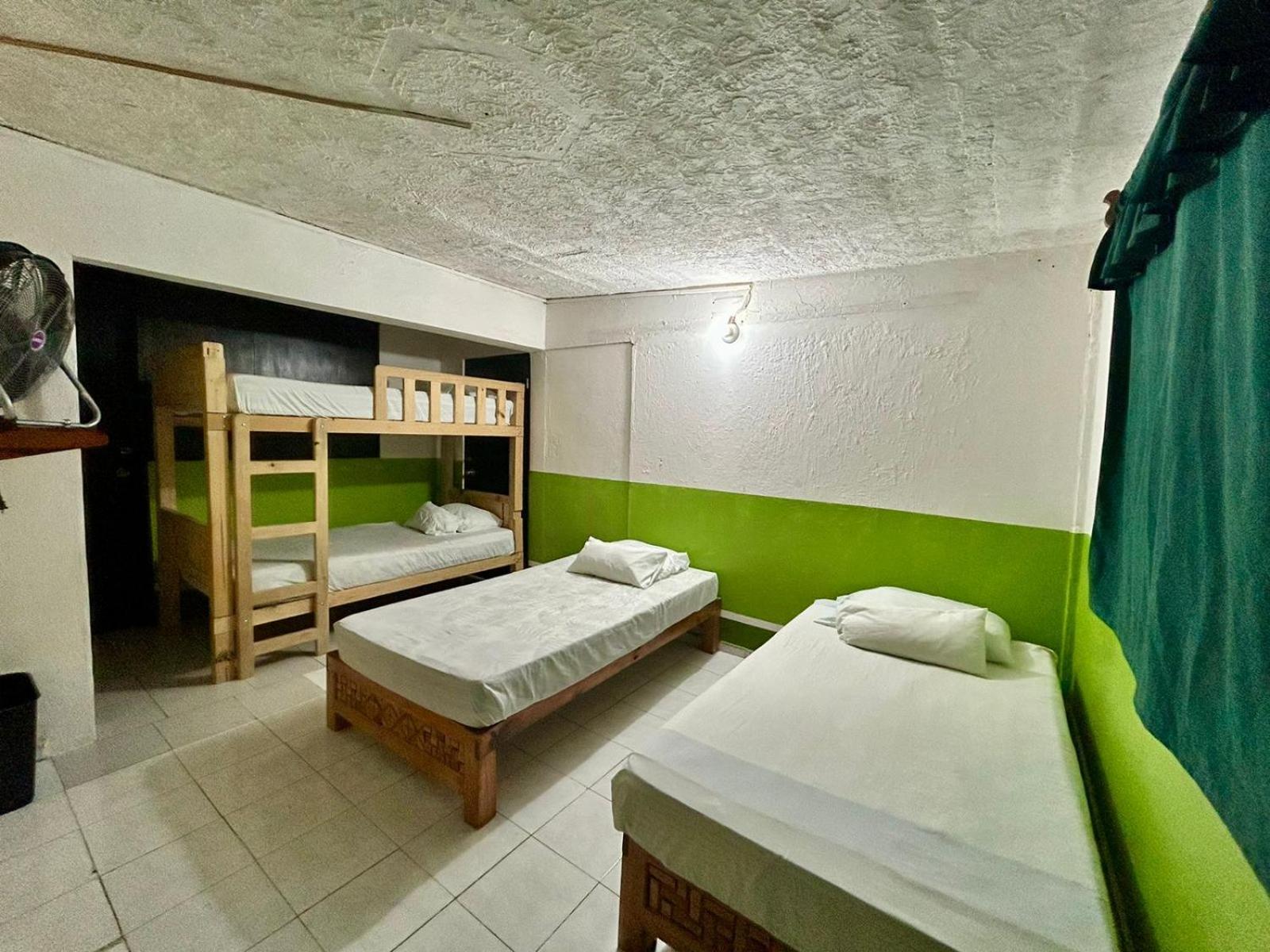פלנקה Hostal Pakal King מראה חיצוני תמונה