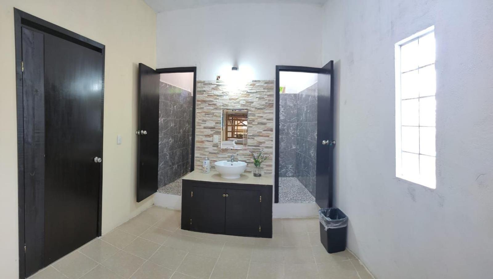 פלנקה Hostal Pakal King מראה חיצוני תמונה